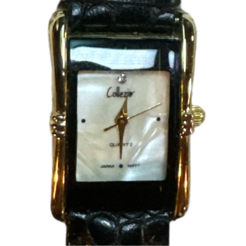 Vintage Women’s Collazier 7” length Quartz Watch ( needs battery )
